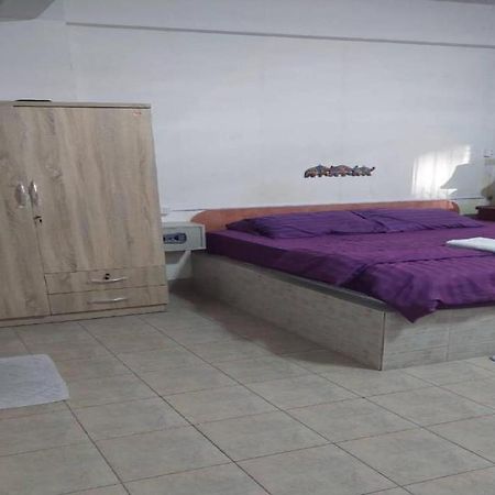 Pluemchai Guesthouse Jomtien Beach Extérieur photo