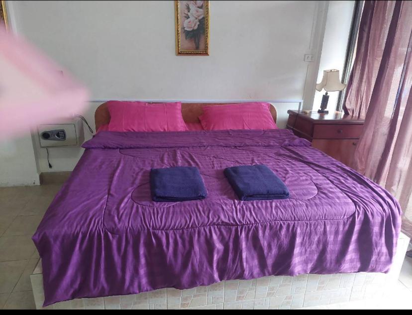 Pluemchai Guesthouse Jomtien Beach Extérieur photo
