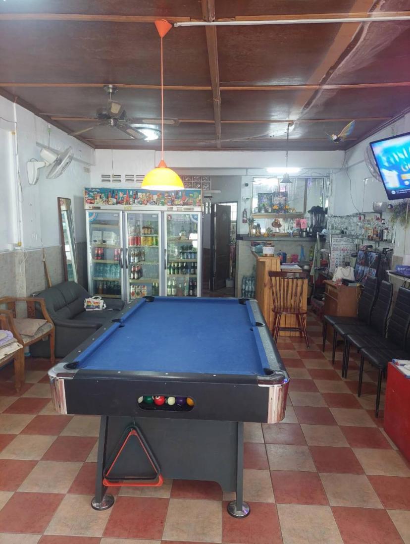 Pluemchai Guesthouse Jomtien Beach Extérieur photo