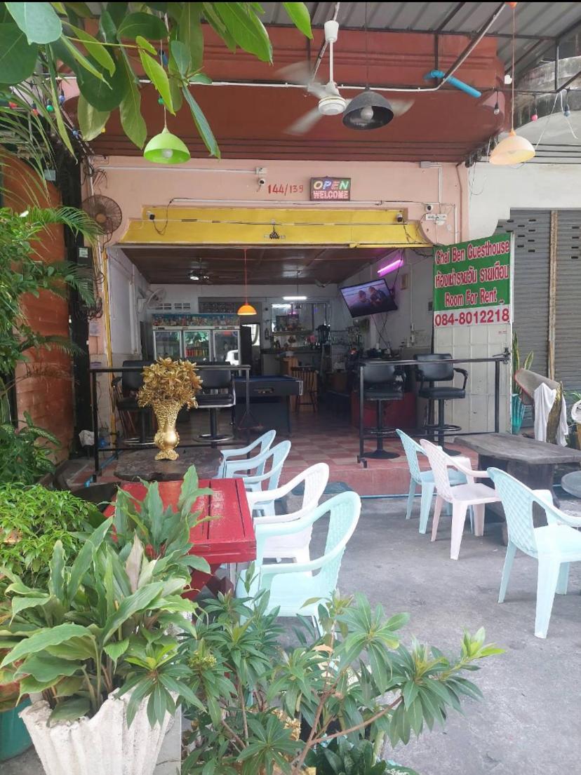 Pluemchai Guesthouse Jomtien Beach Extérieur photo